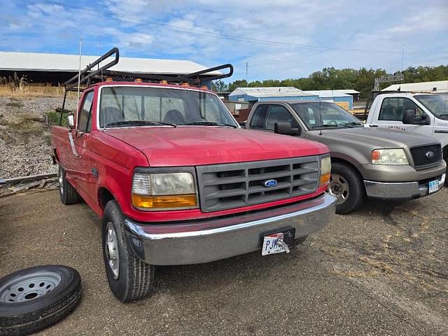 Image of Ford F-250 equipment image 2