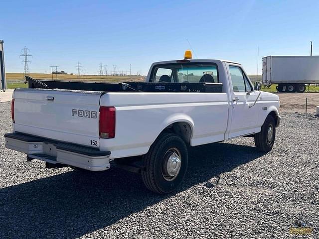 Image of Ford F-250 equipment image 4