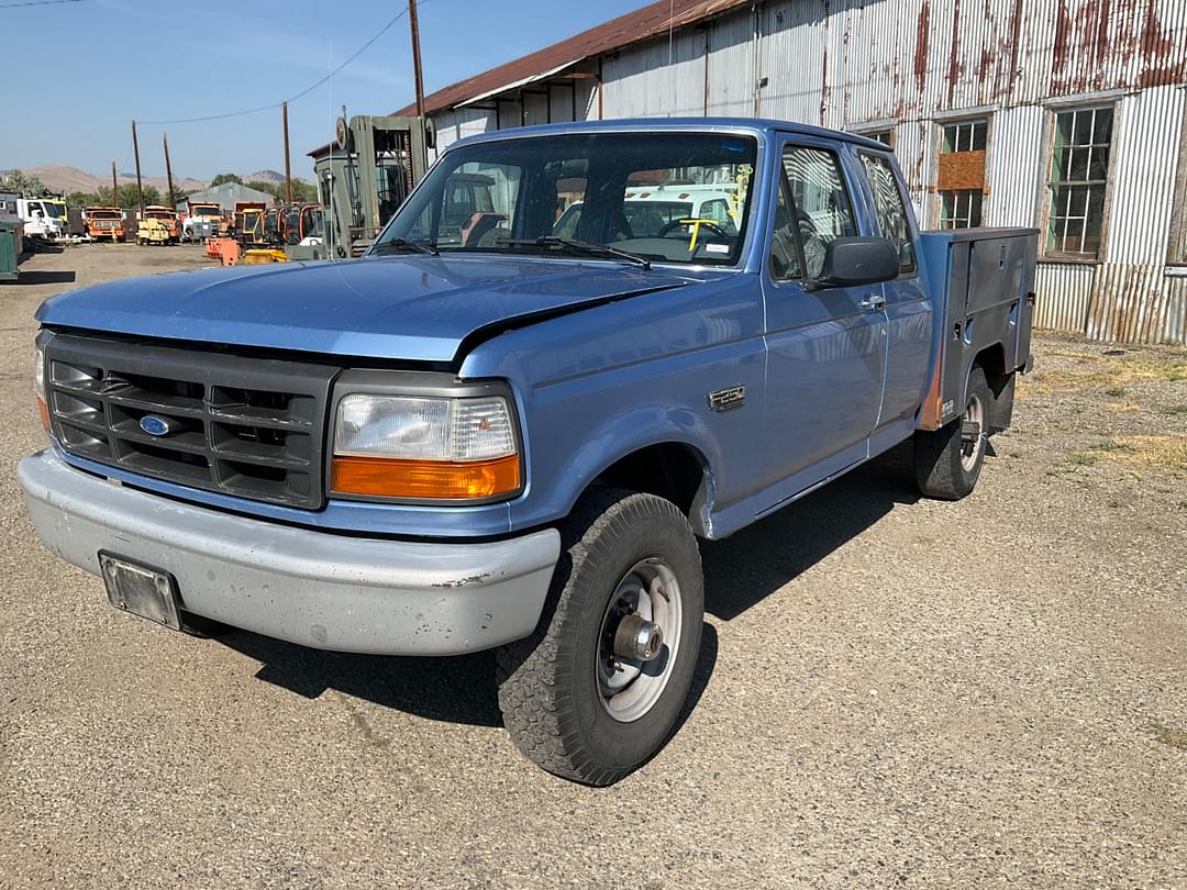 Image of Ford F-250 Primary image