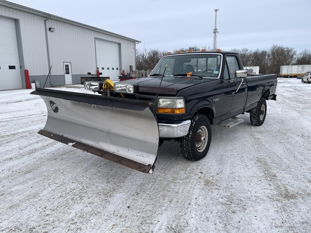 Image of Ford F-250 Primary image