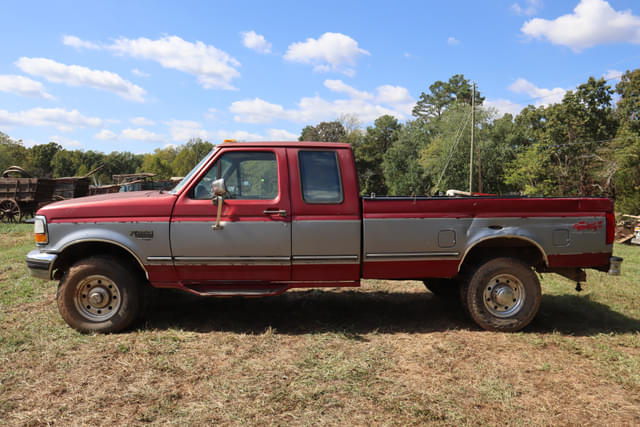 Image of Ford F-250 equipment image 1