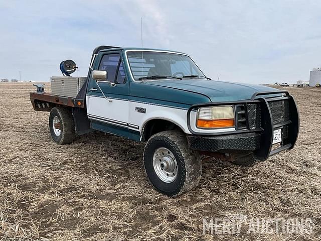 Image of Ford F-250 equipment image 1