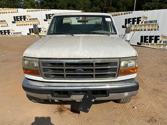 Image of Ford F-250 equipment image 1