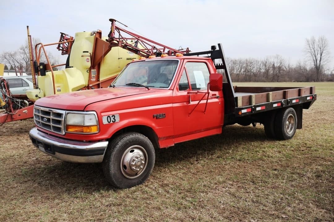 Image of Ford F-350 Primary image