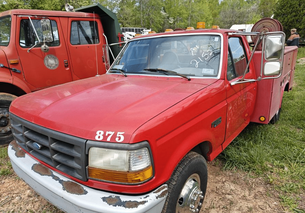 Image of Ford F-350 Primary image