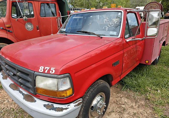 Image of Ford F-350 equipment image 1