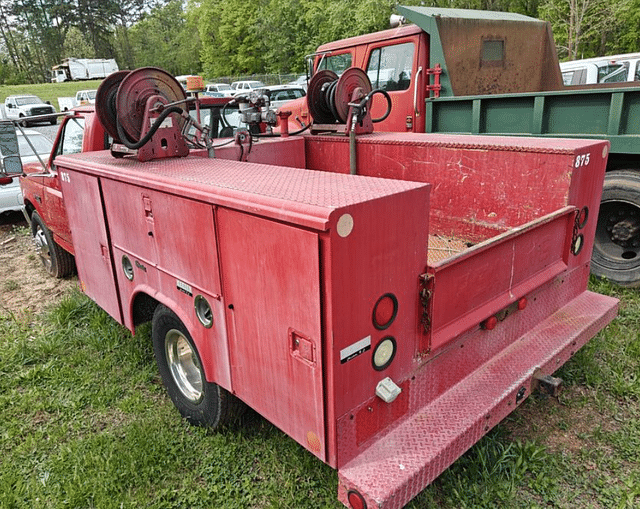 Image of Ford F-350 equipment image 3