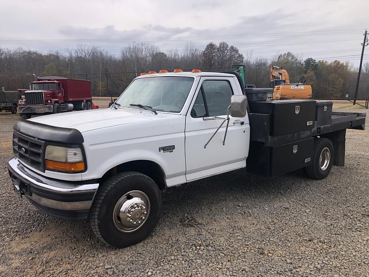 1996 Ford F-350 Equipment Image0