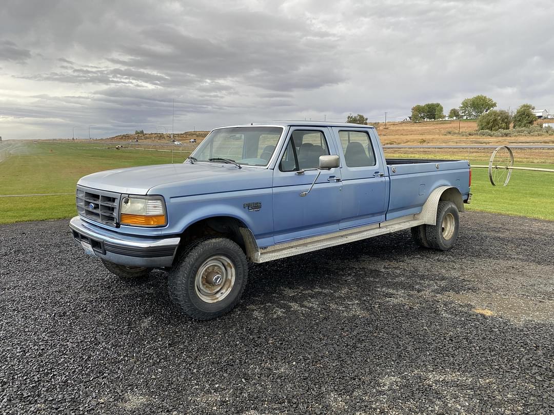 Image of Ford F-350 Primary image