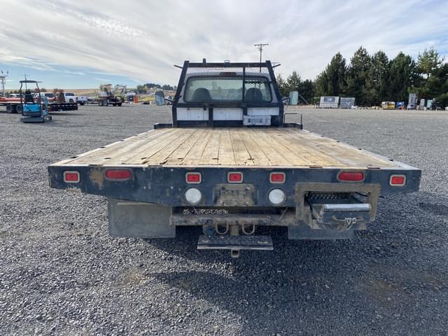 Image of Ford F-450 equipment image 3