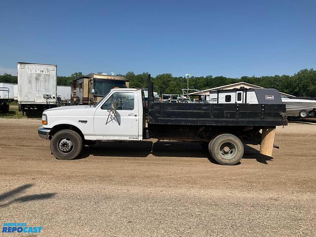 Image of Ford F-450 equipment image 1