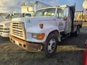 1996 Ford F-800 Image