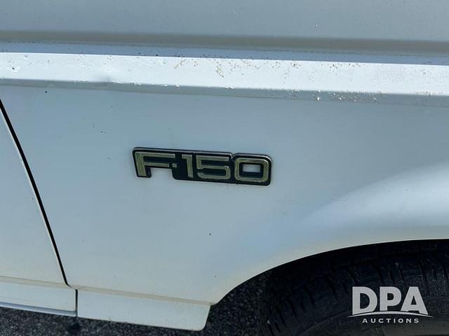 Image of Ford F-150 equipment image 3