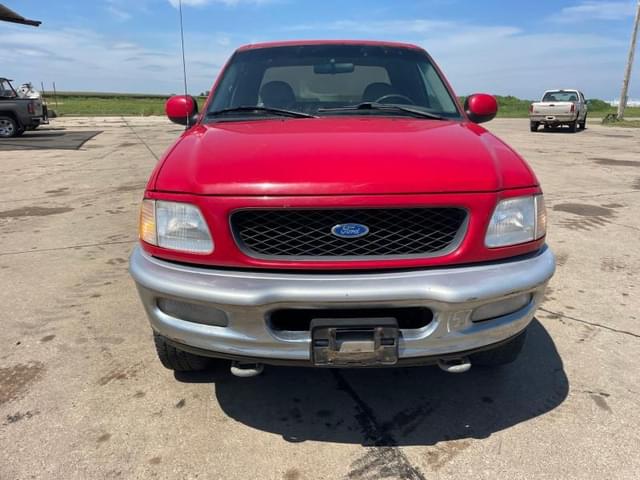 Image of Ford F-150 equipment image 1