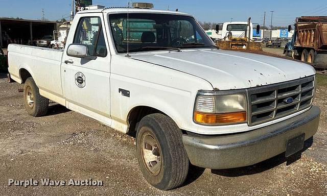 Image of Ford F-150 equipment image 2