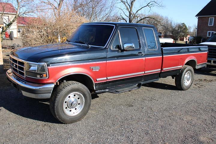 Image of Ford F-250 Primary image