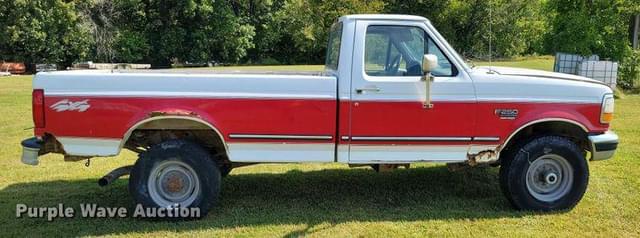 Image of Ford F-250 equipment image 3