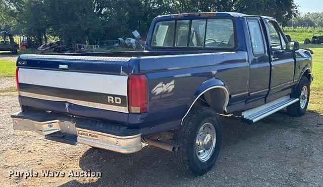 Image of Ford F-250 equipment image 4