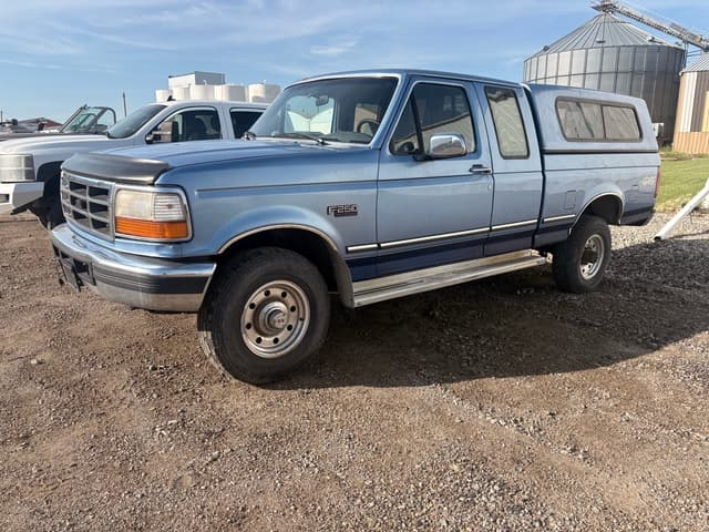 Image of Ford F-250 equipment image 1
