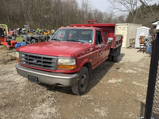Image of Ford F-350 equipment image 1