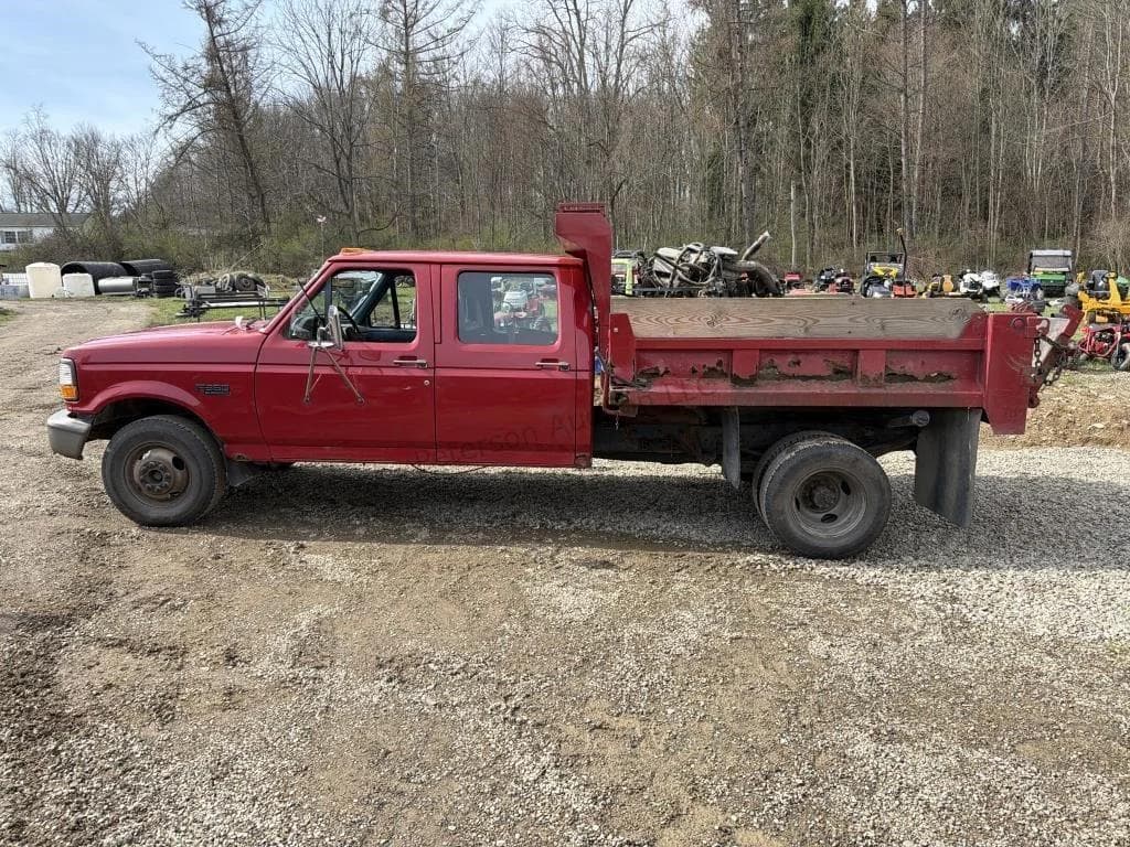 Image of Ford F-350 Primary image