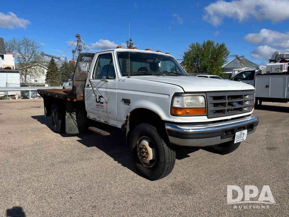Image of Ford F-350 Primary image