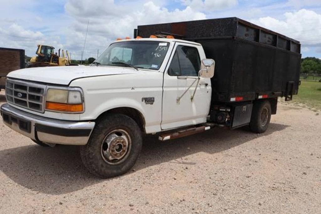 Image of Ford F-350 Primary image