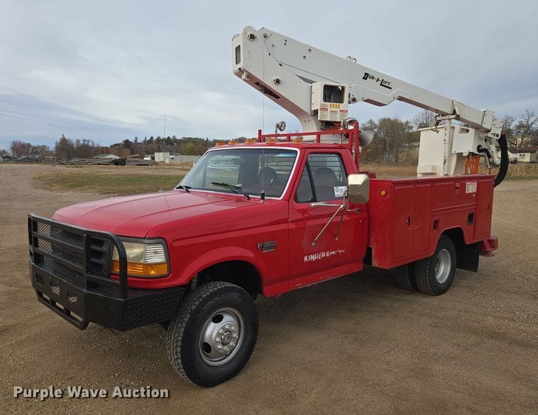 1996 Ford F-350 Equipment Image0