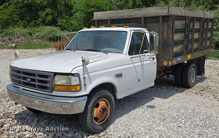 Image of Ford F-350 Primary image