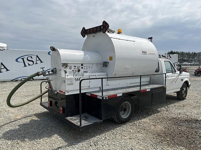 Image of Ford F-350 equipment image 4
