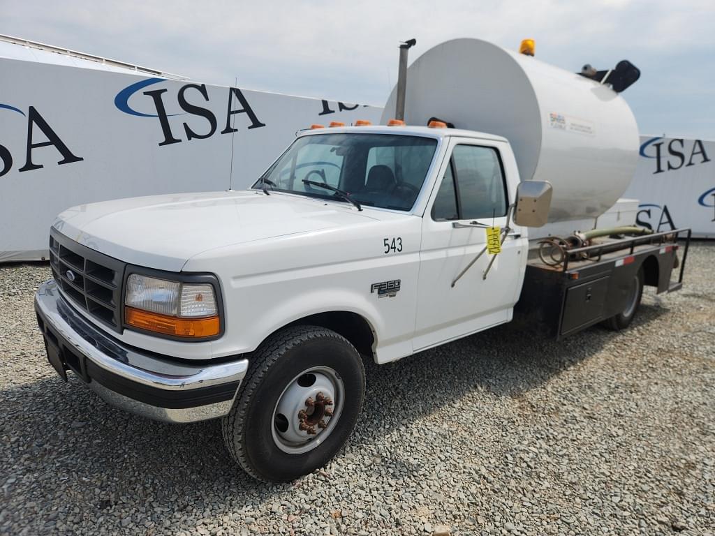 Image of Ford F-350 Primary image
