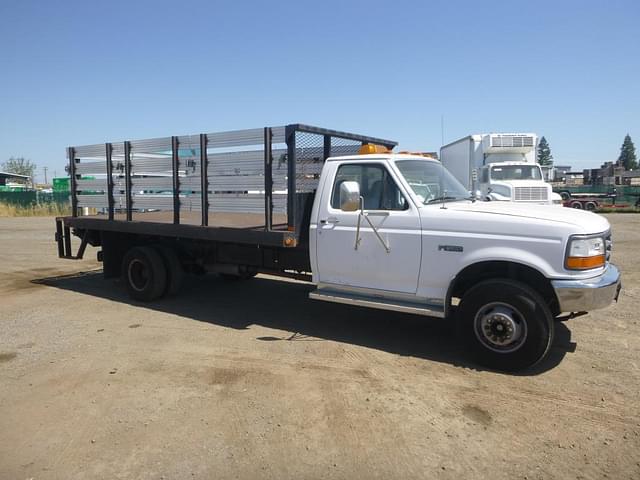 Image of Ford F-450 equipment image 2