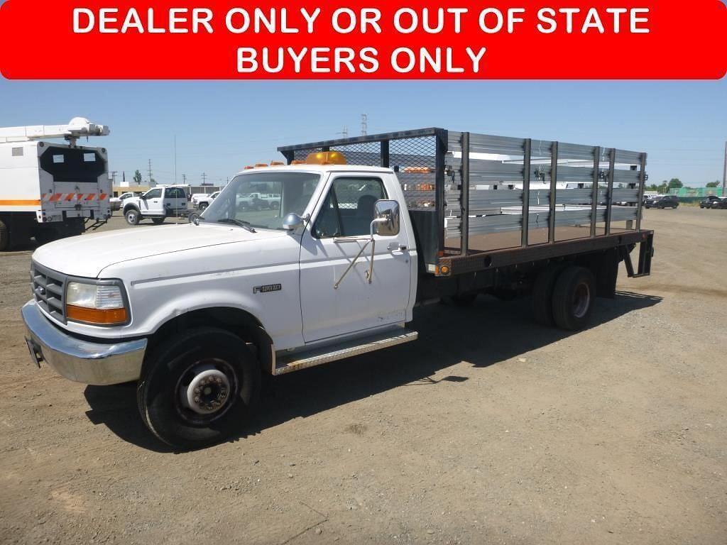 Image of Ford F-450 Primary image