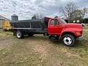 1996 Ford F-700 Image