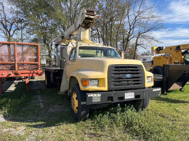 Image of Ford F-800 equipment image 2