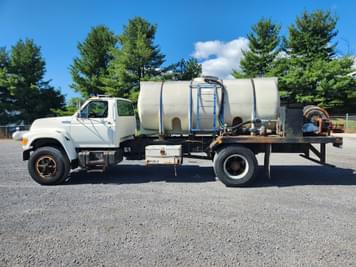 Main image Ford F-800