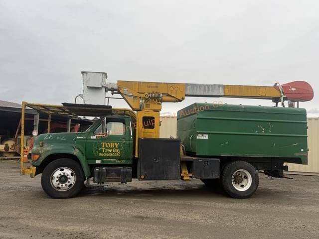 Image of Ford F-800 equipment image 2