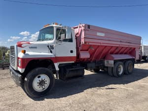 1996 Ford L8000 Image