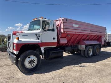 Main image Ford L8000