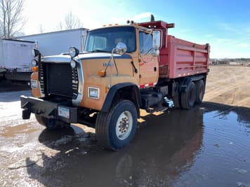 Main image Ford L9000