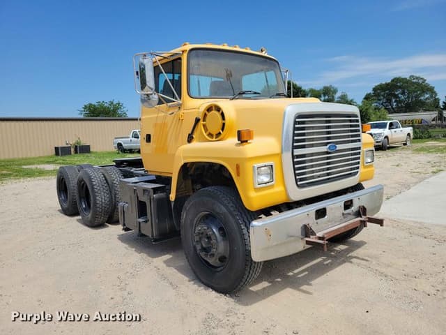 Image of Ford LNT9000 equipment image 2