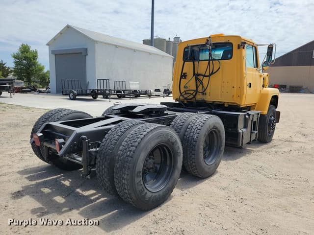 Image of Ford LNT9000 equipment image 4