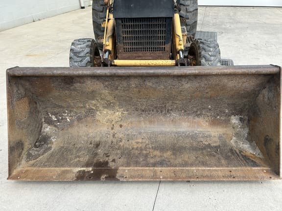 Image of Ford-New Holland 555D equipment image 2