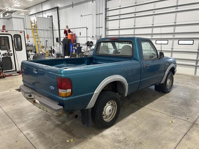 Image of Ford RANGER XL equipment image 3