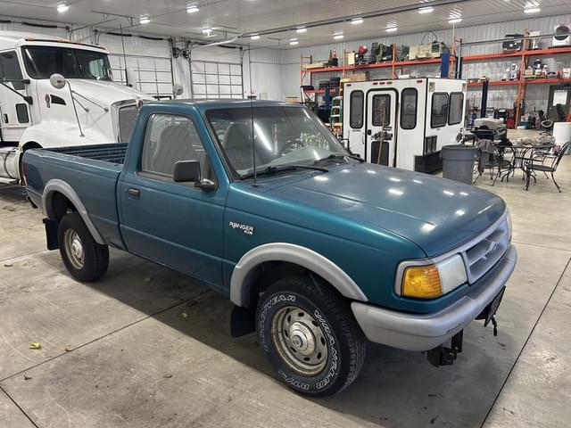 Image of Ford RANGER XL equipment image 2