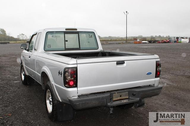 Image of Ford Ranger XLT equipment image 1