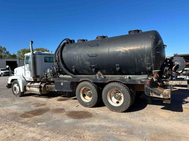 Image of Freightliner Undetermined equipment image 1