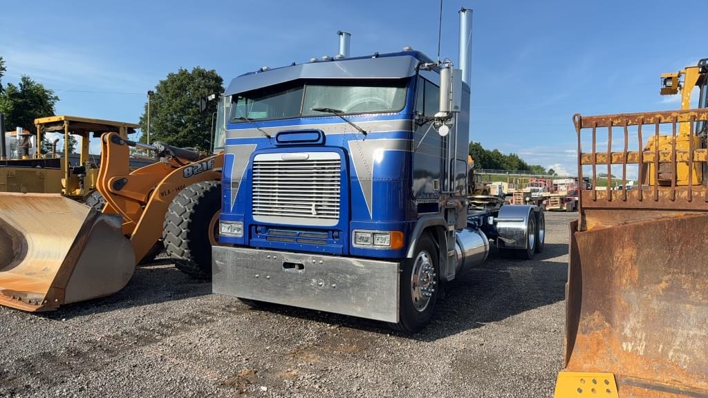 Image of Freightliner Cab Over Primary image