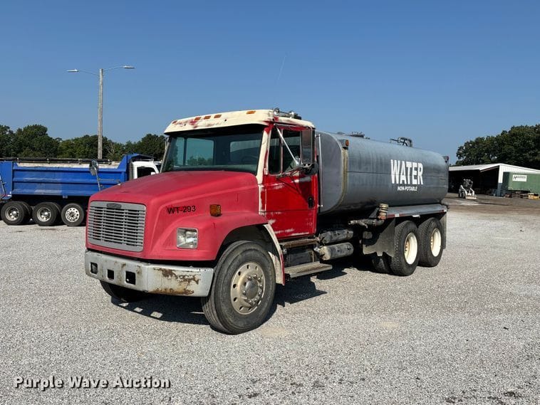 1996 Freightliner Cascadia Equipment Image0
