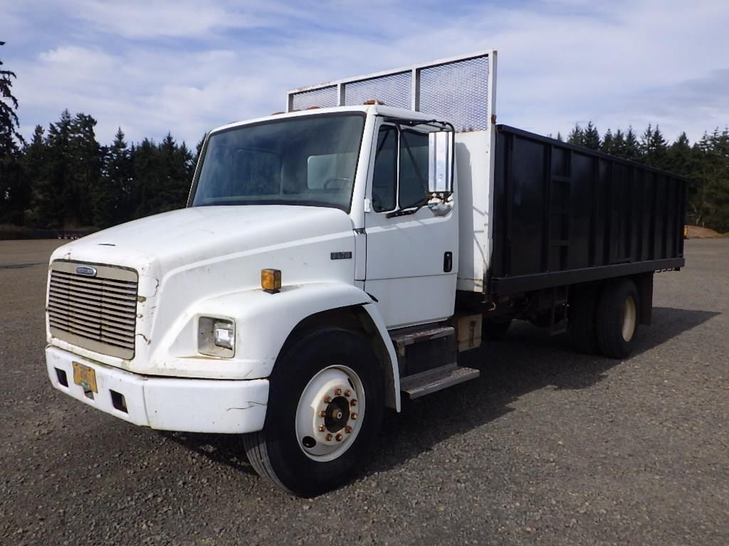 1996 Freightliner FL70 Equipment Image0